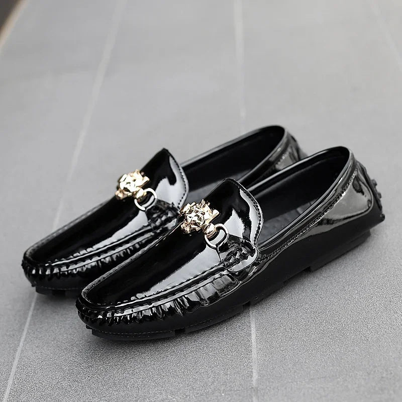 Stylish England Gentleman Casual Moccasin Shoes White Silver Mens Formal Dress Wedding Shoes Large Size 38-48 Youth Loafers