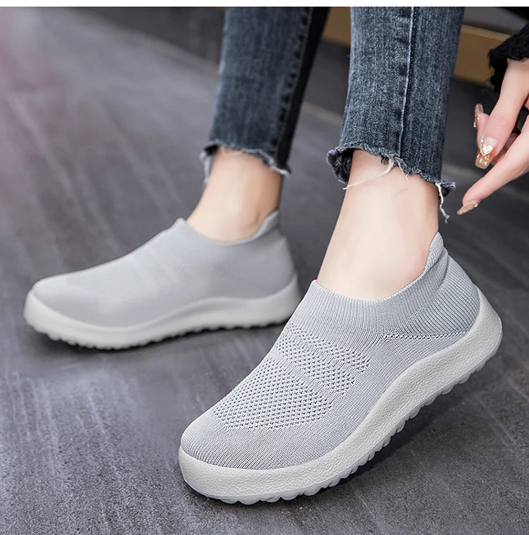 Women Fashion Sneakers Slip On Platform Sneakers Walking Women's Sneakers Plus Size Ladies Vulcanize Shoes Tenis Feminino