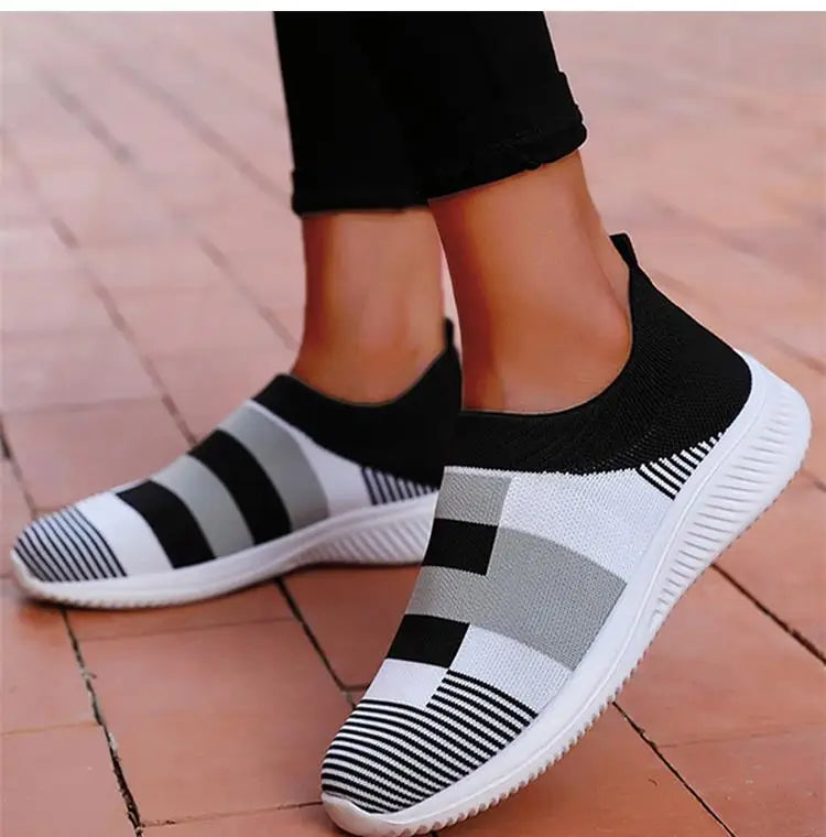 Fashion Women Sneakers Flat Shoes Woman Vulcanized Sneaker Women Slip On Sock Shoes Plus Size Women's Sneaker Zapatos De Mujer