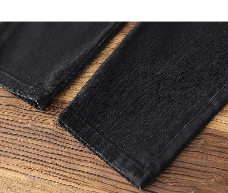 5028# 2024 Lente en herfst Nieuwe Amerikaanse retro elastische zwarte denim jeans Heren eenvoudige gewassen slanke rechte jeugd casual broek