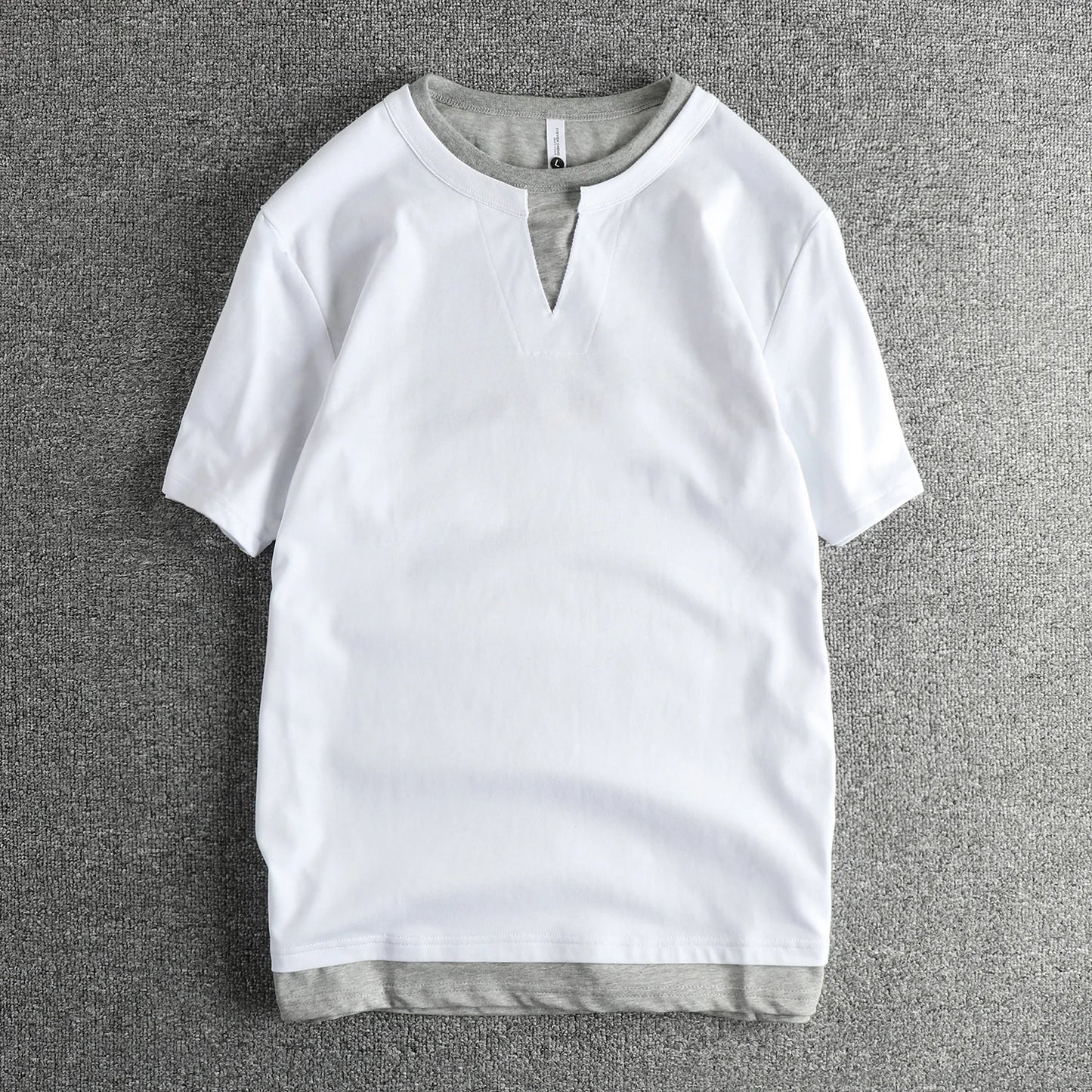 2025 Zomer Amerikaanse Retro Korte Mouw V-hals Nep Twee Stukken Effen Kleur T-shirt Heren 100% Katoen Gewassen Jeugd Casual Tops