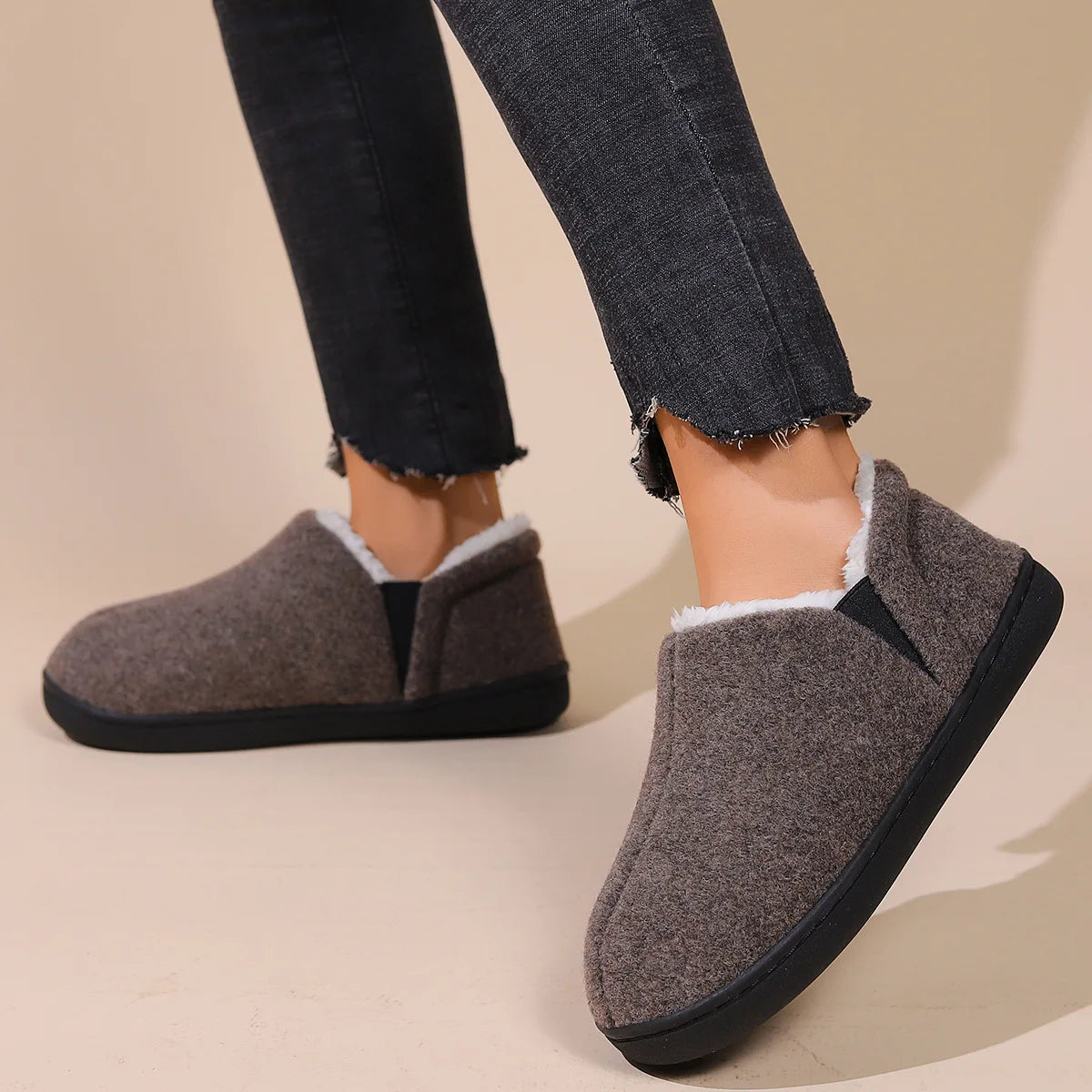Men's Winter Cotton Slippers Indoor and Outdoor Warm Fuzzy Casual House Shoes With Memory Foam and Anti-Skid Plush Male Shoes