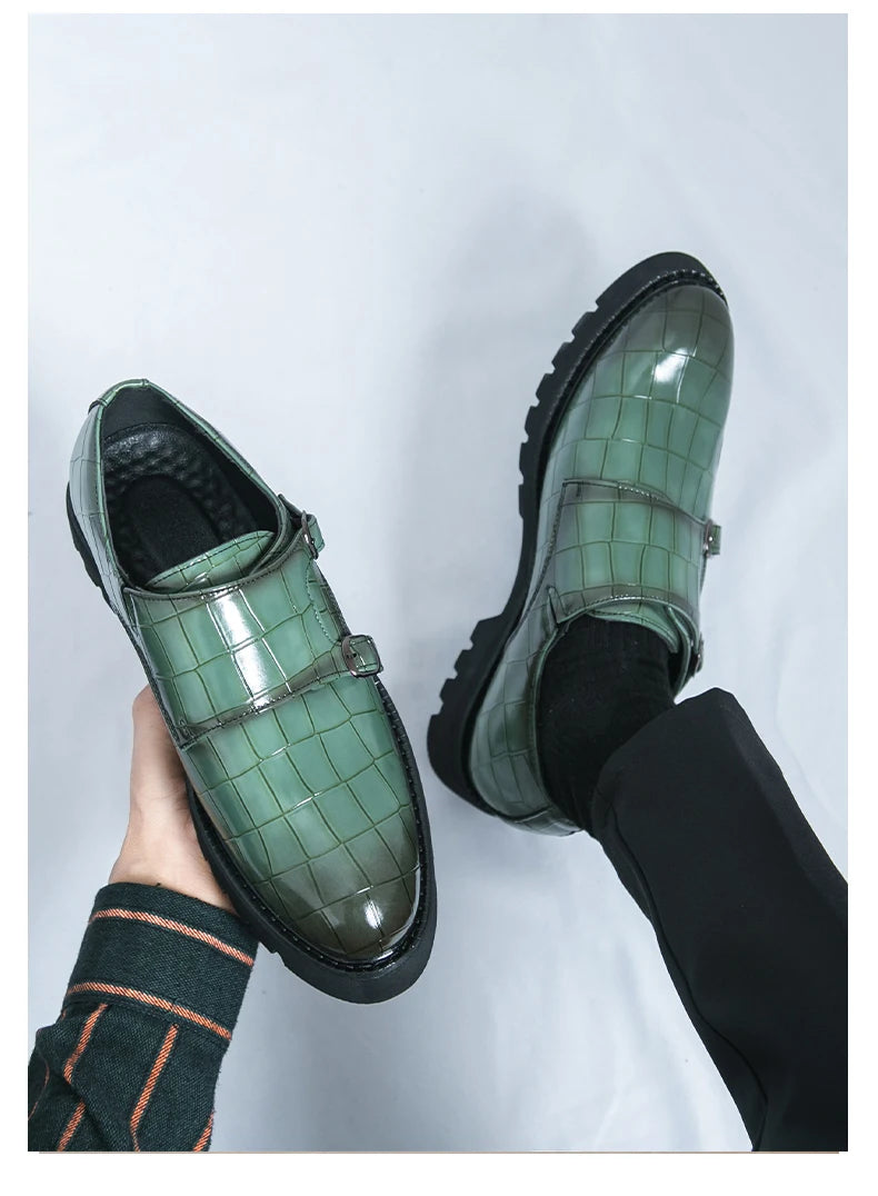 2024 Nieuwe luxe heren formele kledingschoenen Groene heren formele volwassen zakelijke pak loafers Coole heren bruiloft feest schoenen
