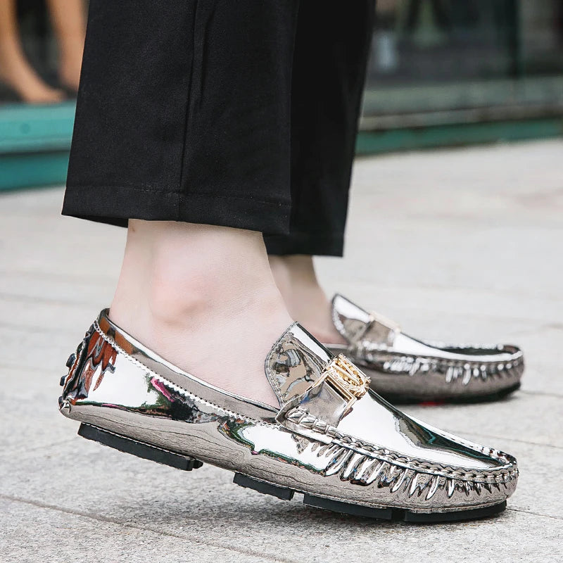 New Cool Male Formal Dress Shoes Silver Casual Moccasin Shoes for Men Large Size 38-48 Youth Fashion Popular Driving Loafers