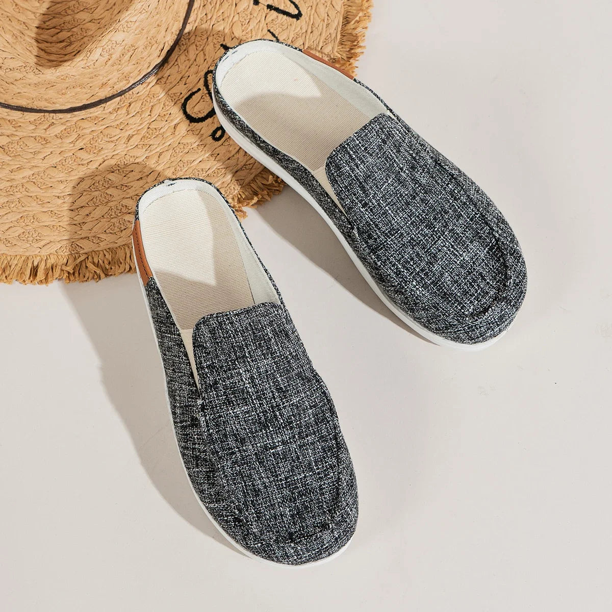 Women's Summer New Sports Slippers Baotou Outdoor Fashion Flat Light Comfortable Non-slip Travel Shoes Hotel Disposable Shoes