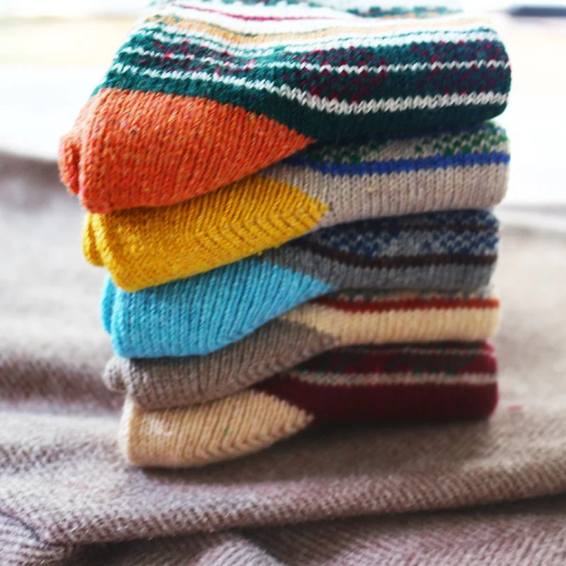 5 paar Winter Nieuwe Heren Dikke Warme Harajuku Retro Hoge Kwaliteit Gestreepte Mode Wollen Casual Sokken