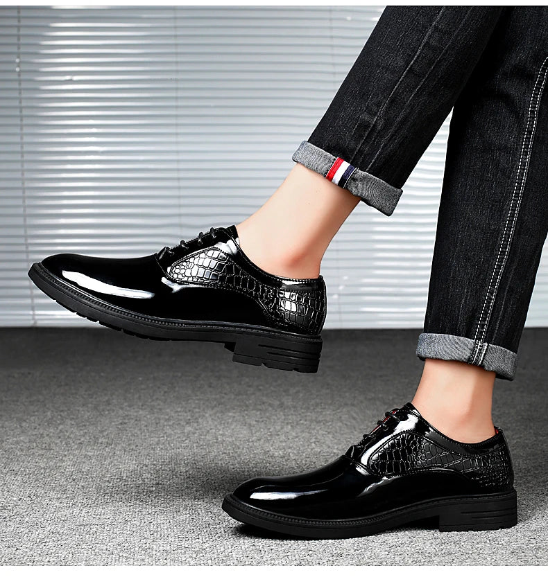 Fashion Mens Formal Dress Shoes Red White Male Business Office Men Oxfords Luxury Brand Wedding Shoes