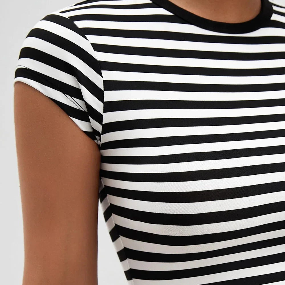 T-Shirts Summer Korean Casual Stripes Short Sleeve Round Neck Skinny Fit Daily T-Shirts For Women