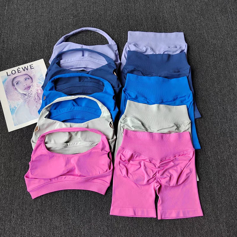 2-delige yogapak voor vrouwen Naadloze fitnesskleding Halter sportbeha Bijpassende impact shorts Trainingssets Gymset Outfit