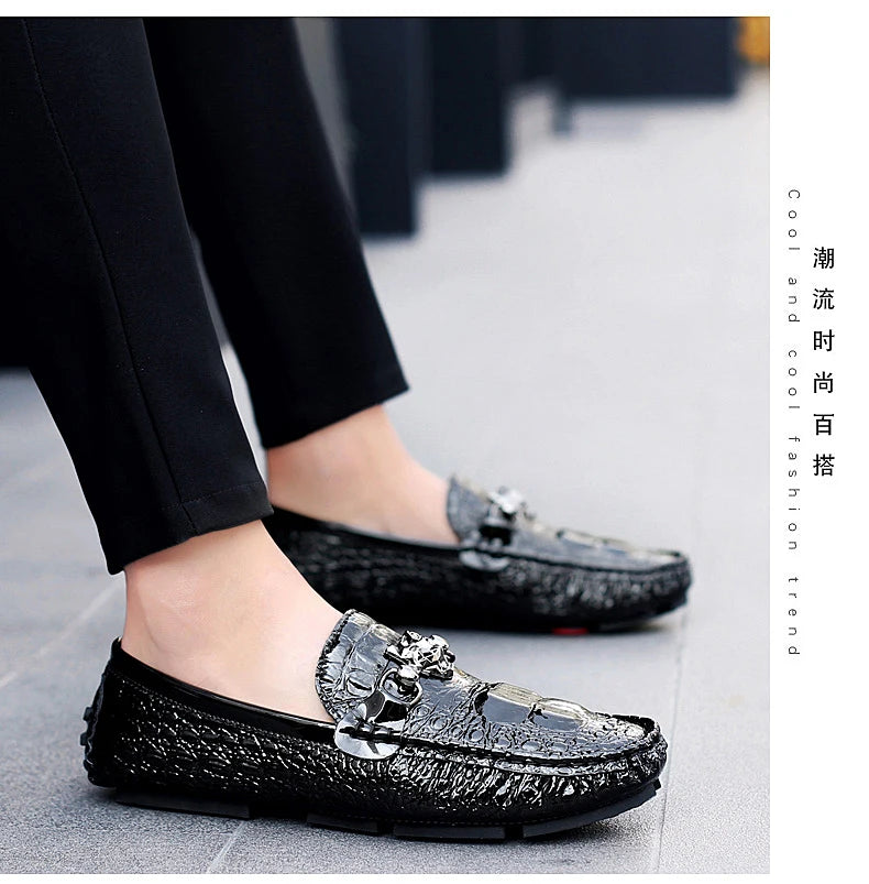 2024 Nieuwe stijlvolle herenschoenen in grote maten 39-48, casual mocassins, wit, zilver, herenschoenen, formeel, zakelijk, kantoor, feestmocassin, loafers