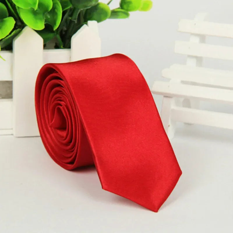 35 kleuren Nieuwe stijlvolle 5 cm smalle effen stropdas voor heren. U kiest kleuren. Mode-uniform stropdas.