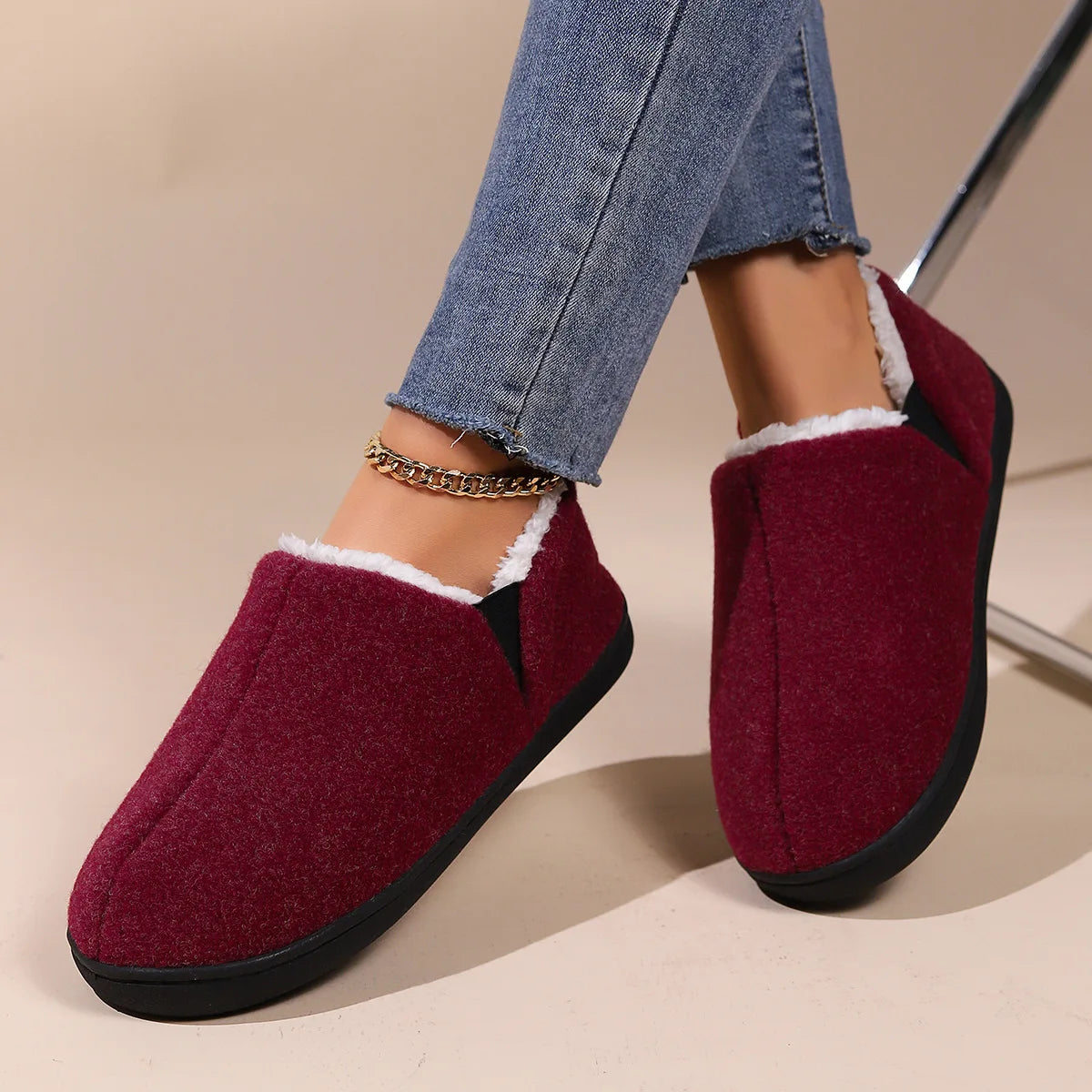 Men's Winter Cotton Slippers Indoor and Outdoor Warm Fuzzy Casual House Shoes With Memory Foam and Anti-Skid Plush Male Shoes