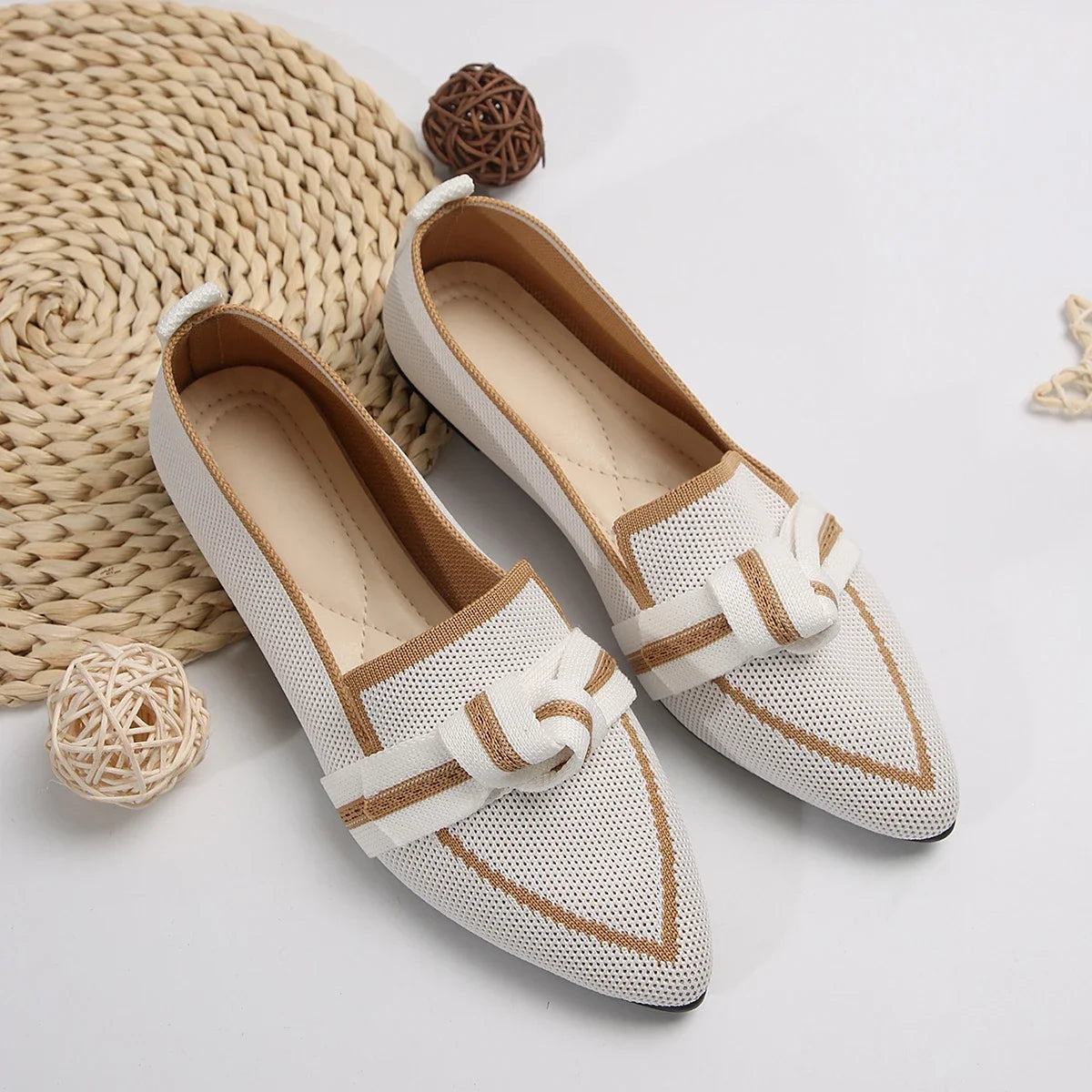 Women's Spring and Autumn Outfit Pointed Flat Breathable Casual Knot Shoes Women's Blue Pregnant Women's Low Heel Moon Shoes