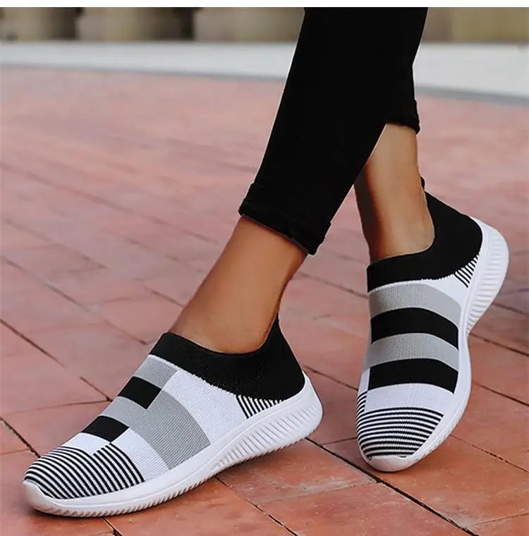 Fashion Women Sneakers Flat Shoes Woman Vulcanized Sneaker Women Slip On Sock Shoes Plus Size Women's Sneaker Zapatos De Mujer