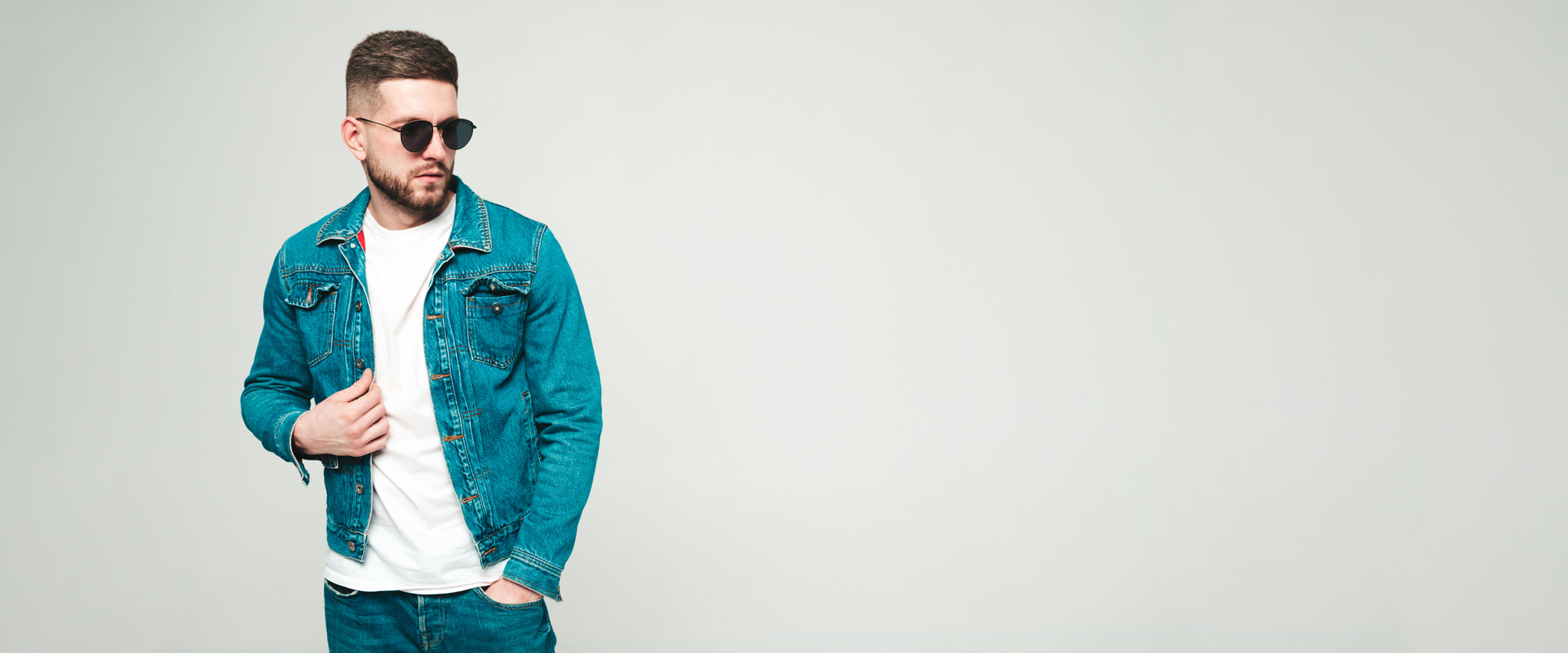 slider image slider_item_z3EUBQ