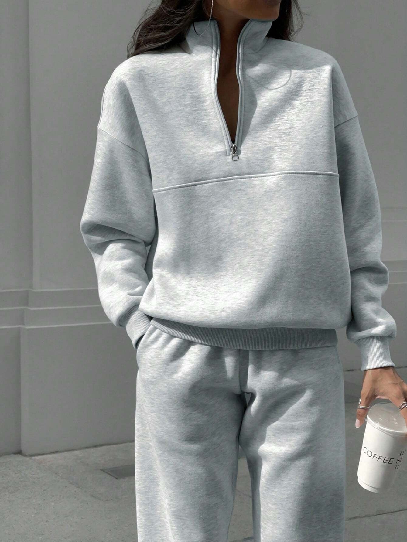 Women's Warm Long-Sleeved Sports Sweatshirt Suit - Stand-Up Collar Zip-Up Top And Elastic Band Trousers With Pocket