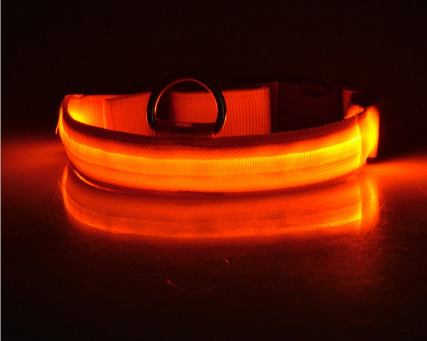 Adjustable Nylon LED Pet Luminous Collar Night Safety Flashing Light - Glows in Dark For Dog And Cat