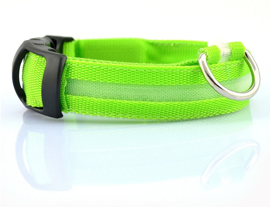 Adjustable Nylon LED Pet Luminous Collar Night Safety Flashing Light - Glows in Dark For Dog And Cat