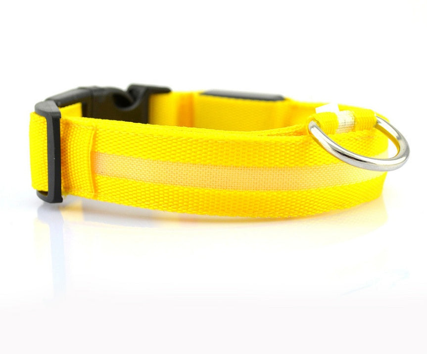 Adjustable Nylon LED Pet Luminous Collar Night Safety Flashing Light - Glows in Dark For Dog And Cat