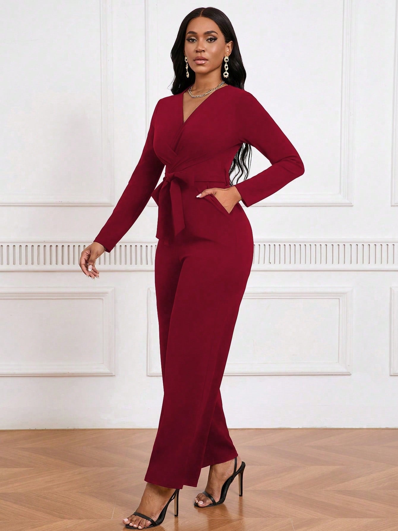 Simple And Stylish Elegant Commuting Long Sleeve Straight Jumpsuit With V-neck - Cross Pleated And Tie-Up Casual Jumpsuit