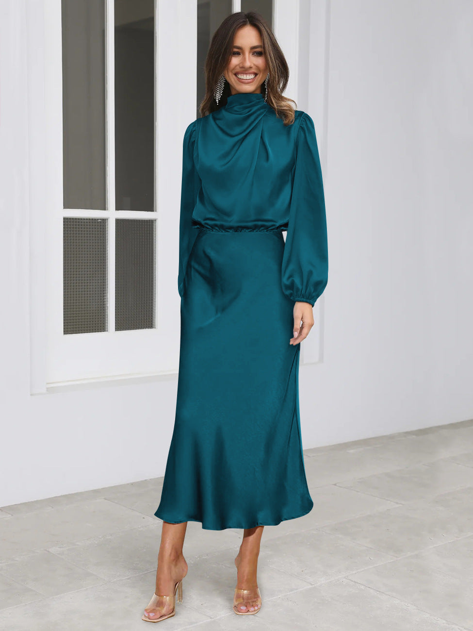 Women's Spring And Autumn Halter-Neck Long-Sleeved Formal Satin Dress - Elegant Lady Of Note Evening Dress