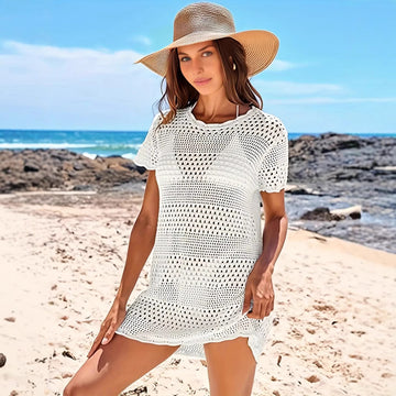 Women's Knitted Short-Sleeve Cut-Out Blouse - Swimming Vacation