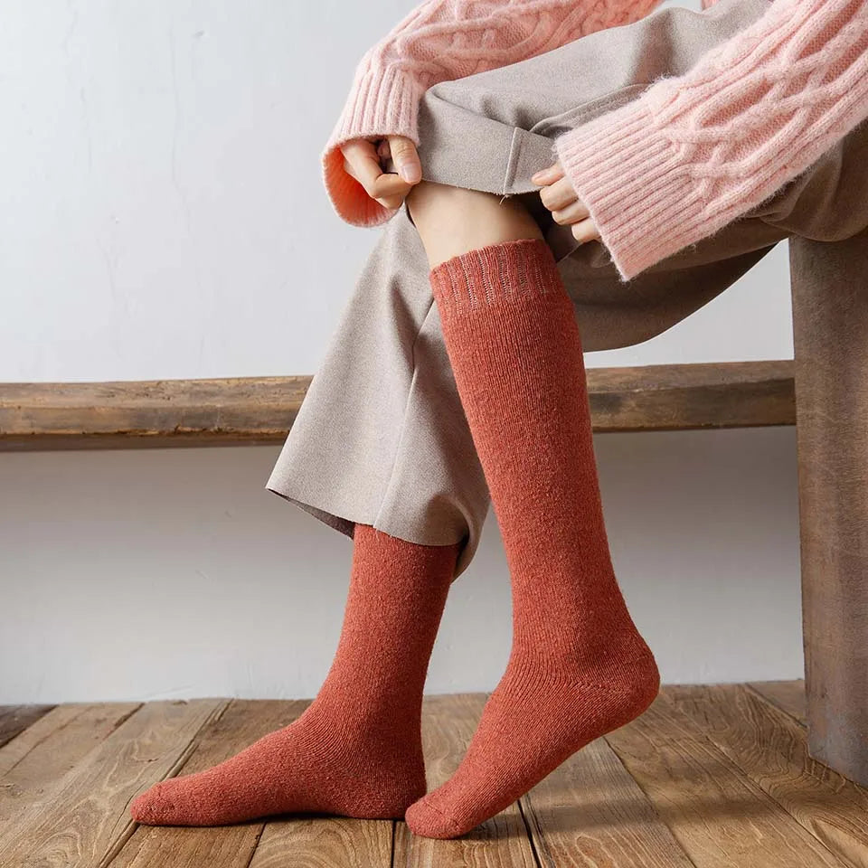 Winter Dames Merino Wol Hoge Knie Lange Sokken Dikke Warme Harajuku Retro Compressie Vrouwelijke Kasjmier Kousen