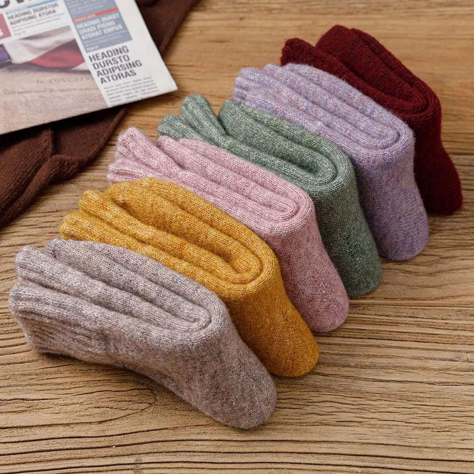 5 Pairs Winter Women's Thick Warm Merino Wool Socks Harajuku Retro Cold Resistant Fashion Casual Solid Colour Cashmere Lady's Socks