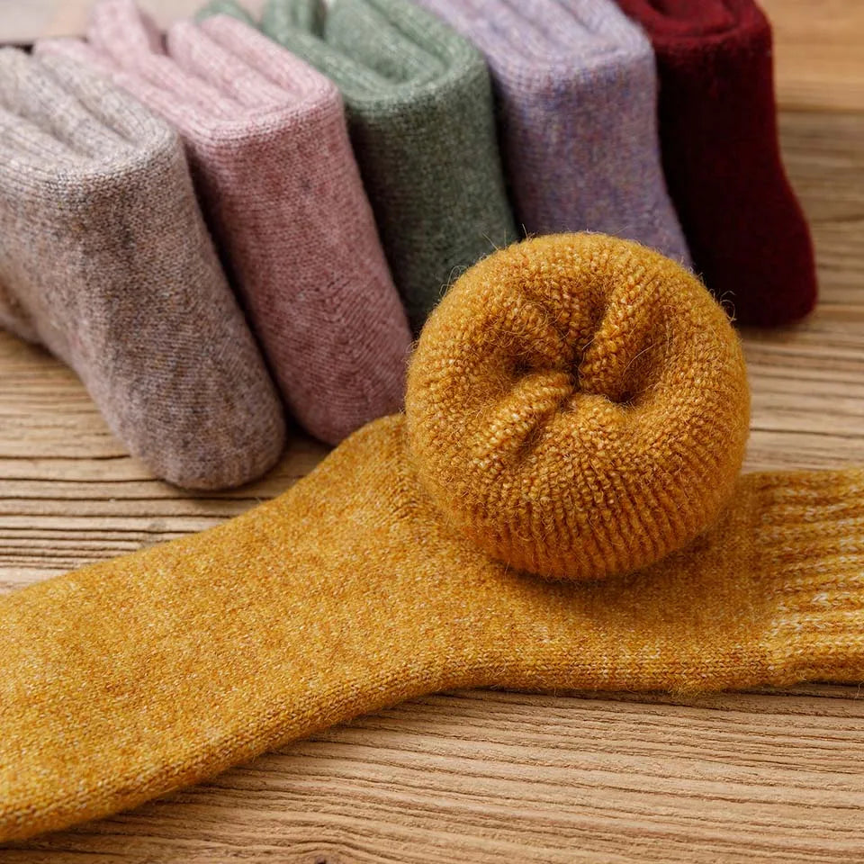 5 Pairs Winter Women's Thick Warm Merino Wool Socks Harajuku Retro Cold Resistant Fashion Casual Solid Colour Cashmere Lady's Socks