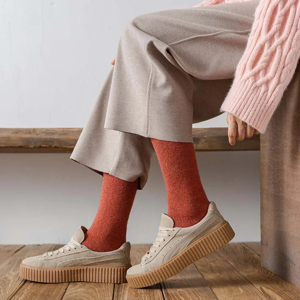 Winter Dames Merino Wol Hoge Knie Lange Sokken Dikke Warme Harajuku Retro Compressie Vrouwelijke Kasjmier Kousen