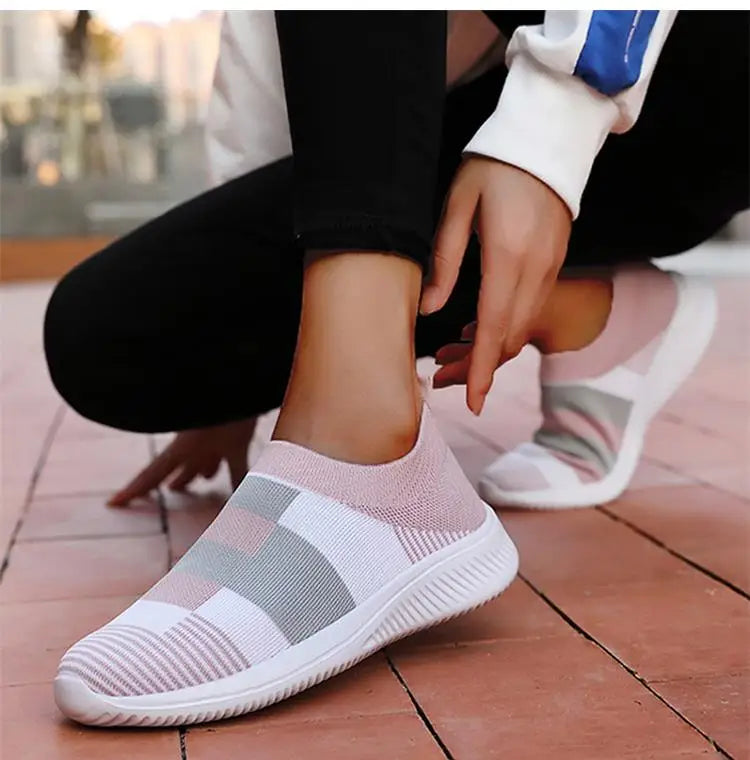 Fashion Women Sneakers Flat Shoes Woman Vulcanized Sneaker Women Slip On Sock Shoes Plus Size Women's Sneaker Zapatos De Mujer