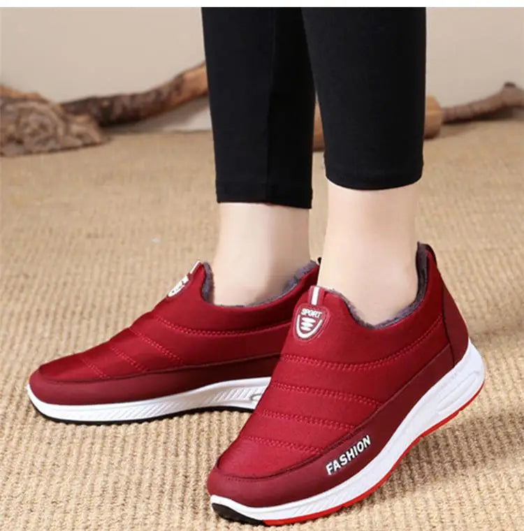 Snow Boots Woman 2025 Trend Woman Shoes Slip On Women Shoes Fur Platform Ankle Boots Flat Winter Boots Women Botas Mujer