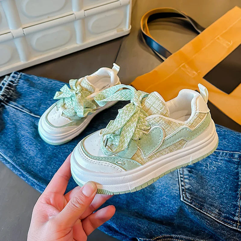 Kids Non Slip Lightweight Sneakers for Boys and Girls Breathable Outdoor Sports Shoes for School Skate and Casual Wear