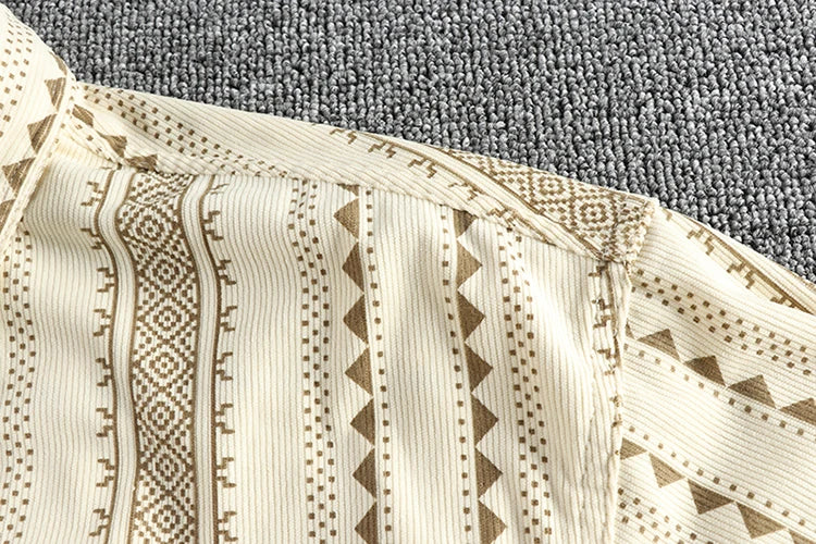 Lente Nieuwe Amerikaanse Retro Lange Mouw Revers Navajo Totem Bedrukt Shirt Herenmode 100% Katoen Gewassen Casual Blouses Dunne Jas