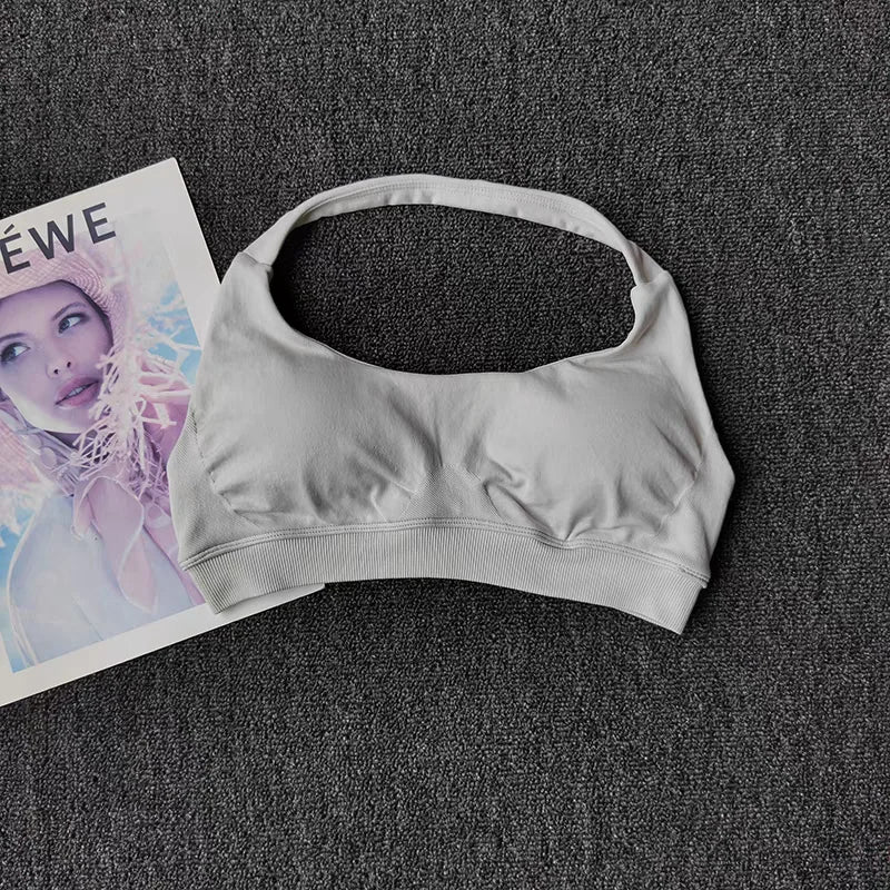 2 Pieces Yoga Suit for Women Seamless Fitness Gym Clothes Halter Sports Bra Matching Impact Shorts Workout Sets Gym Set Outfit