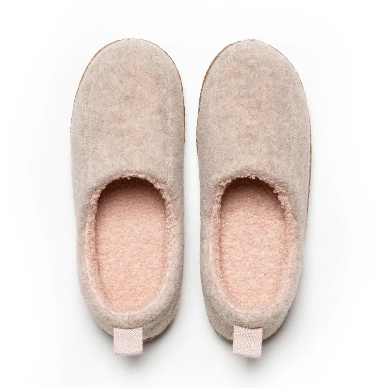 Women's Winter Warm Plush Slippers Slip-On Suitable For Indoor Outdoor and Bedroom Use Fluffy Classic Cotton Slippers For Ladies