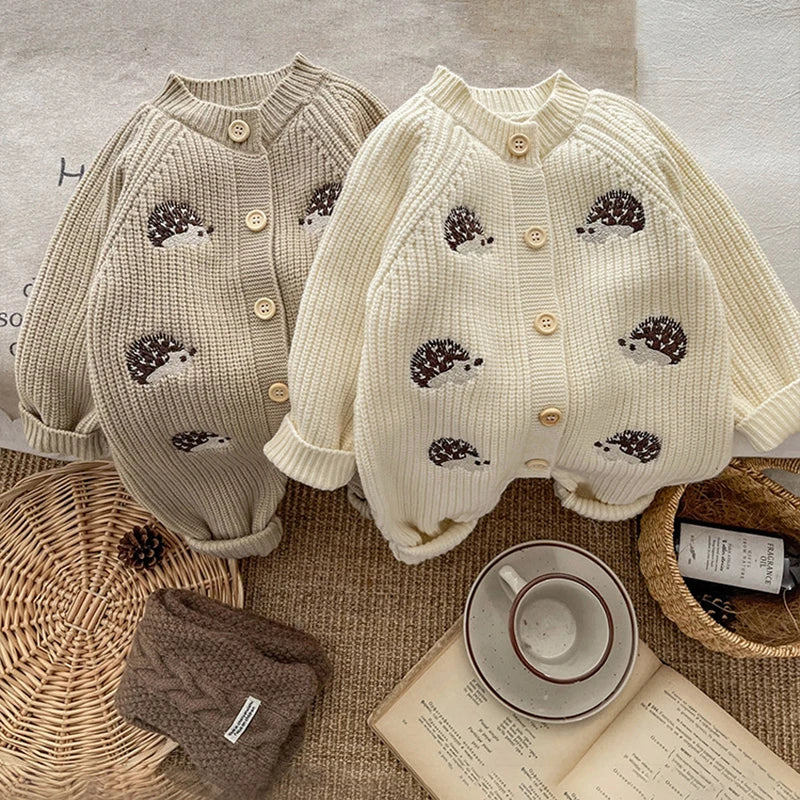 2025 Lente Nieuwe Kinderkleding Dieren Borduurwerk Meisjes Rompers Enkele Borst Jongens Jumpsuits Voor Baby's 0-1 Jaar Unisex