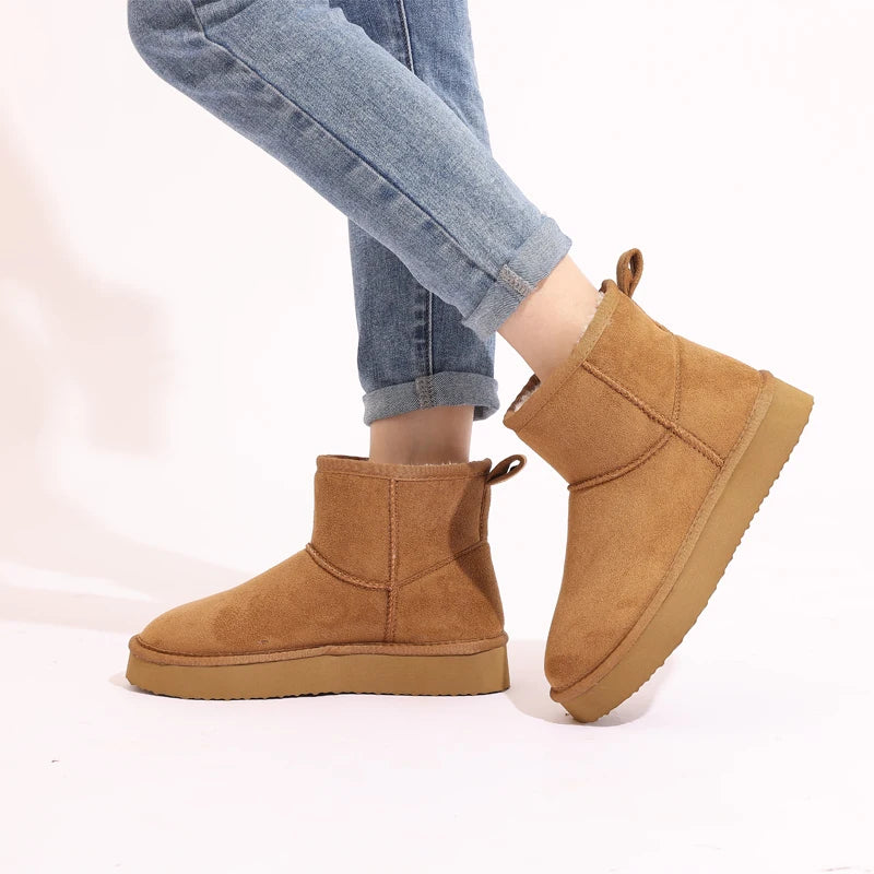 Women's Winter Classic Snow Boots Warm and Comfy Flat Furry Boots Outdoor and Indoor Non-Slip Fluffy Female Cotton Shoes