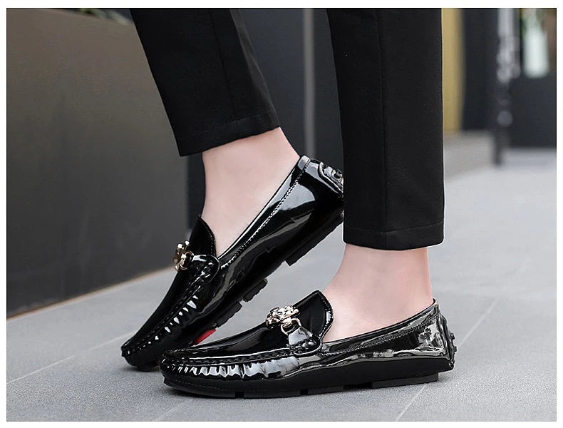 Stylish England Gentleman Casual Moccasin Shoes White Silver Mens Formal Dress Wedding Shoes Large Size 38-48 Youth Loafers