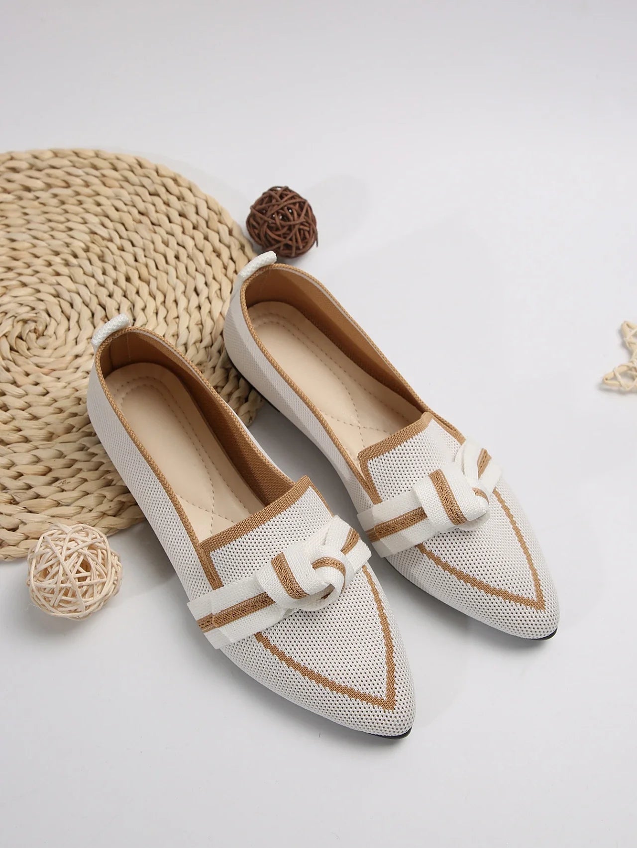 Women's Spring and Autumn Outfit Pointed Flat Breathable Casual Knot Shoes Women's Blue Pregnant Women's Low Heel Moon Shoes