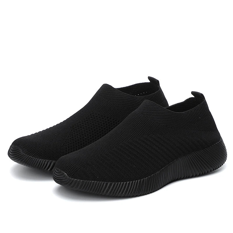 Fashion Casual Shoes 2025 New Women's Sneakers Walking Flat Women Sneakers Slip On Plus Size Ladies Vulcanize Shoes Woman Shoes