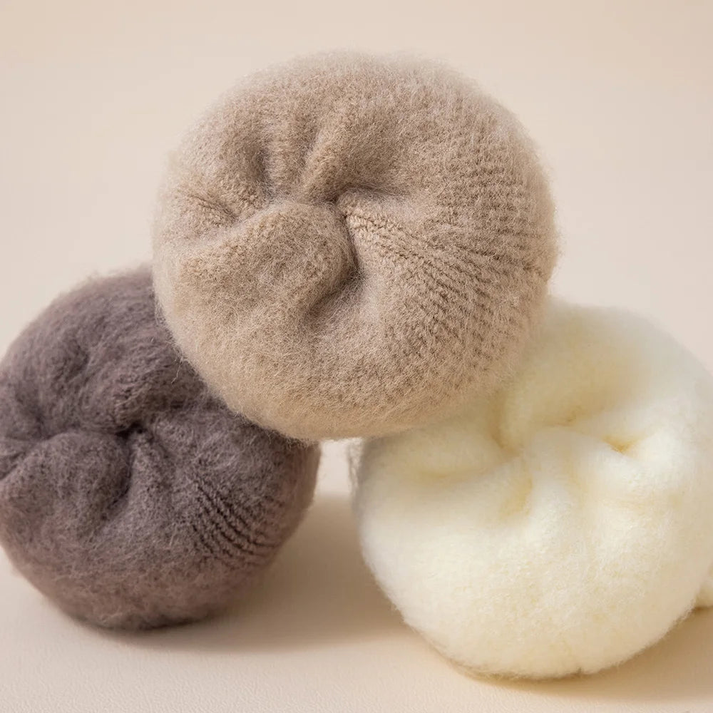 5 Pairs Men's Merino Wool Socks Winter Thickened Warm Cashmere Socks Fashion Solid Colour Terry Socks