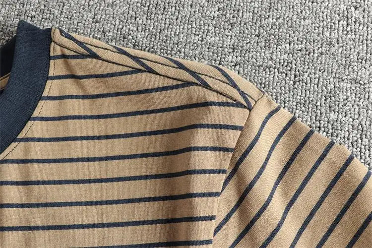 2025 Zomer Nieuwe Amerikaanse Retro 230g Korte Mouw O-hals Pet Borduurwerk Gestreept T-shirt Heren Eenvoudig Gewassen Oude Casual Losse Tops