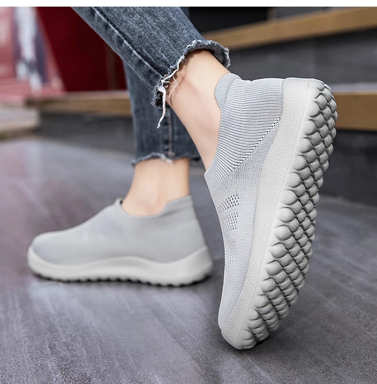 Women Fashion Sneakers Slip On Platform Sneakers Walking Women's Sneakers Plus Size Ladies Vulcanize Shoes Tenis Feminino