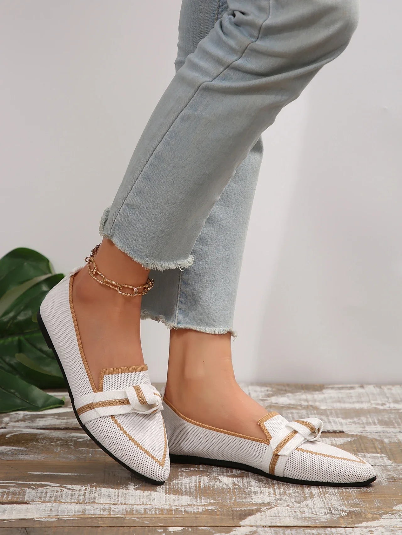 Women's Spring and Autumn Outfit Pointed Flat Breathable Casual Knot Shoes Women's Blue Pregnant Women's Low Heel Moon Shoes