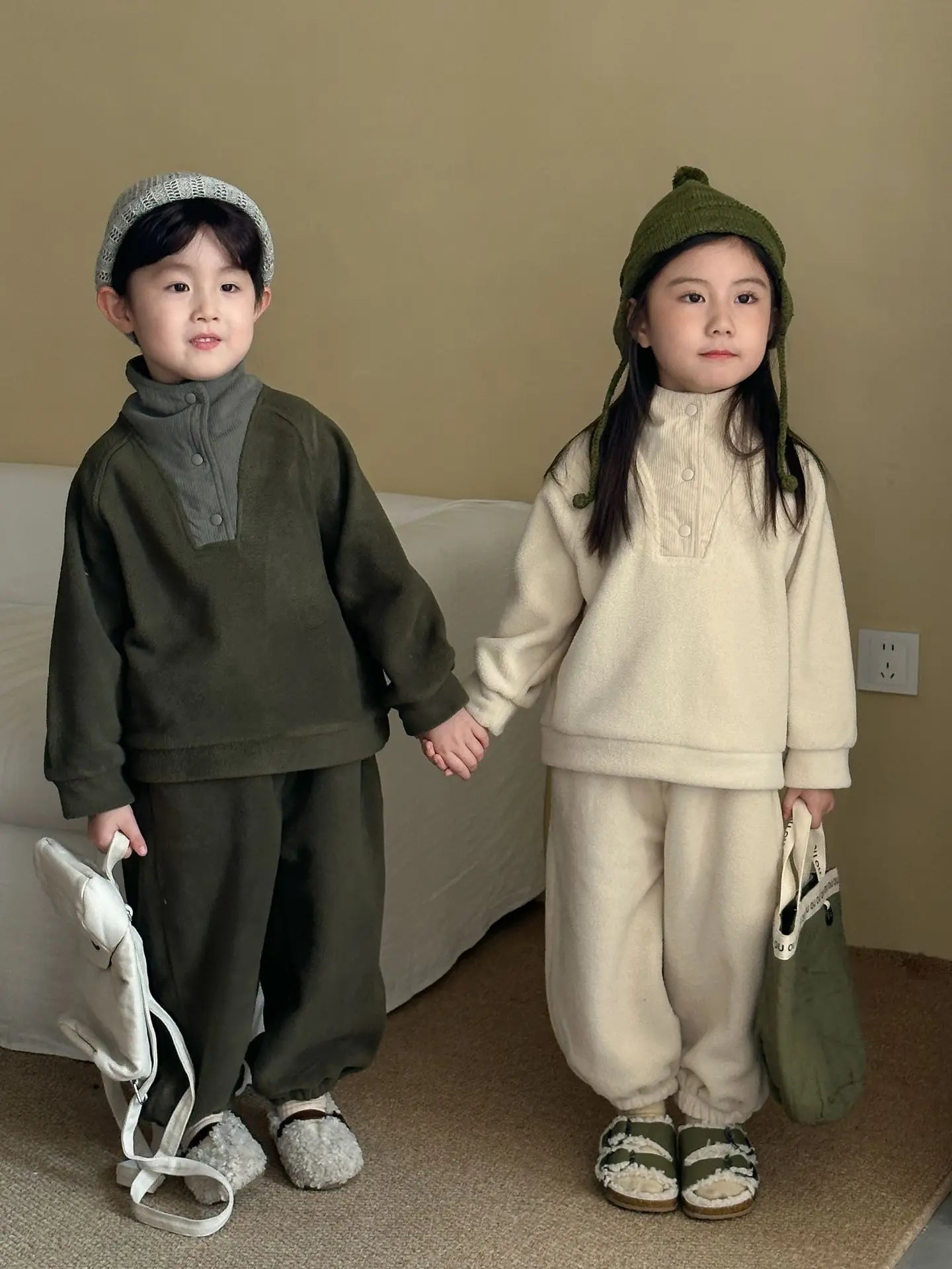 Unisex 2Pcs Autumn Winter Warm Clothing Set Fleece Hoodie and Pants Suit Turtleneck Double Fleece Kids Tracksuit
