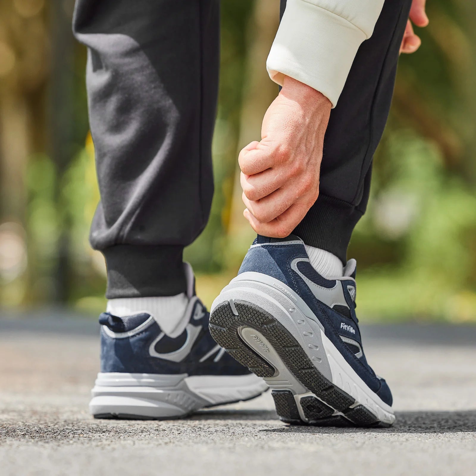 Men's Walking Shoe Wide Width Sneakers with Arch Support For Flat Feet Heel Pain Relief in Plantar Fasciitis