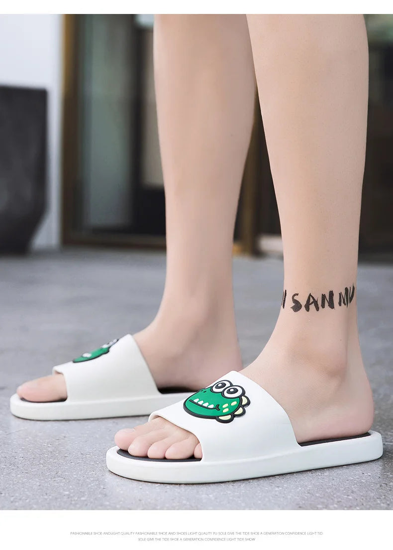 New Style Men Cartoon Pattern Walking Casual Slippers Home House Indoor Casual Sandals Youth Water Slides