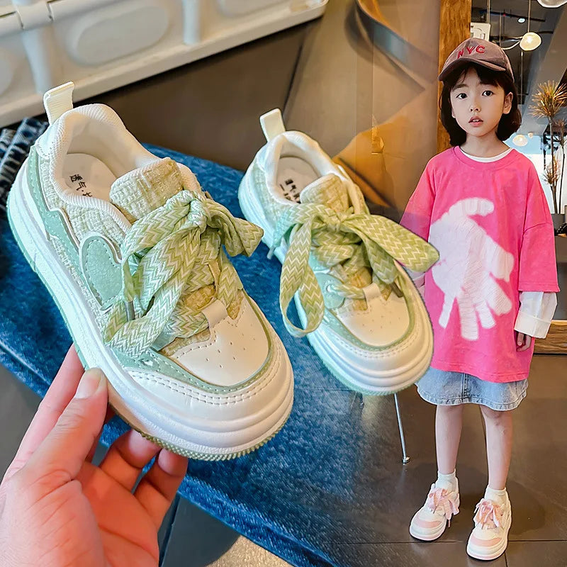 Kids Non Slip Lightweight Sneakers for Boys and Girls Breathable Outdoor Sports Shoes for School Skate and Casual Wear