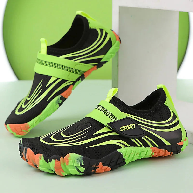 Kinderen op blote voeten waterschoenen voor kinderen Ademende, snel drogende sportschoenen Ideaal voor het strand Antislip voor brede voeten